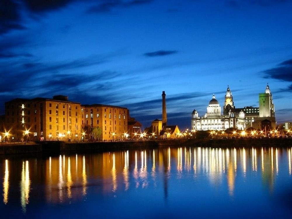Liverpool Lodge Екстериор снимка